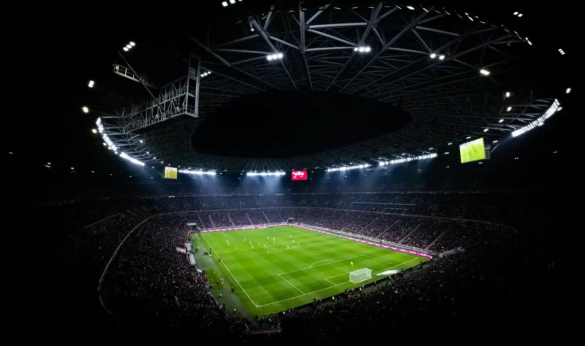 Stadion piłkarski podczas meczu europejskich pucharów